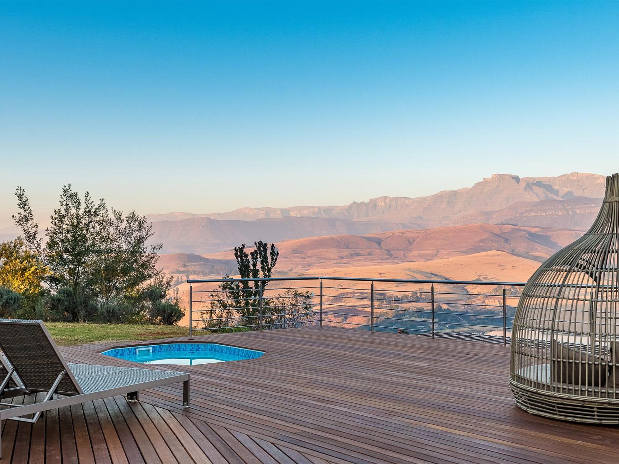 Cayley Mountain Resort Champagne Valley Room photo